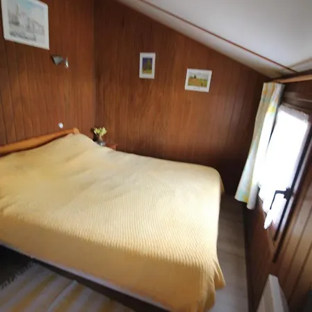 Villa Domaine De Vacances: Beachside With Pool And Wi-fi Portiragnes