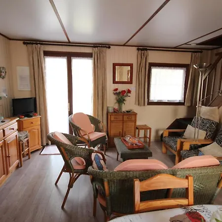 Domaine De A 600m De La Animations Piscines En Supplement Climatisee 3 6 Couchages Wifi - Lrtamb5 *